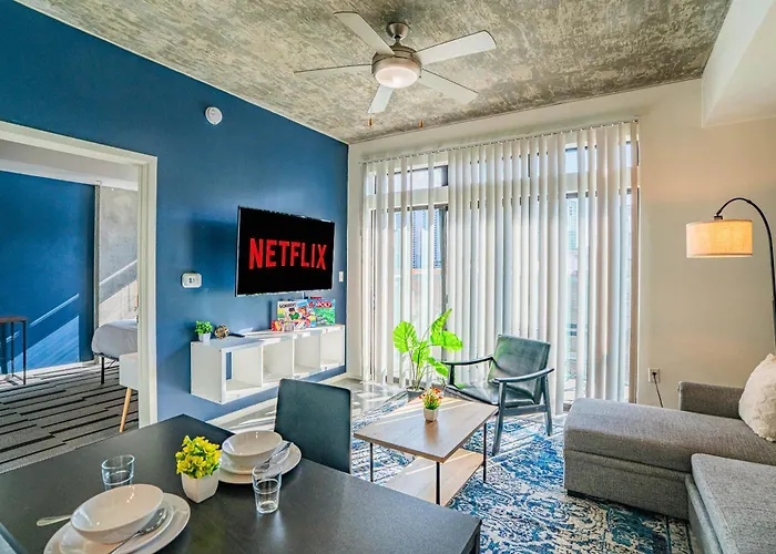 Urban Oasis In Dt W Pool Gym And Parking Apartamento Phoenix