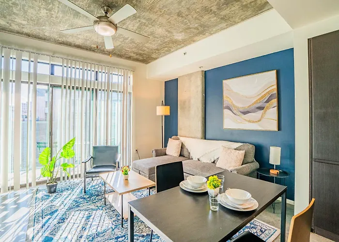 Apartamento Urban Oasis In Dt W Pool Gym And Parking