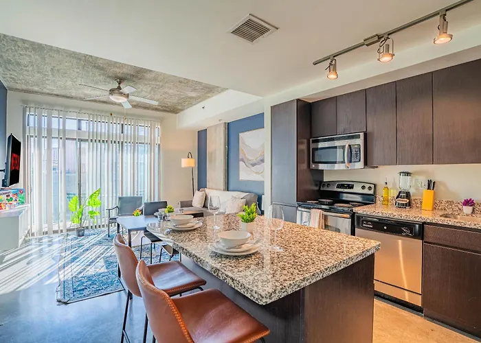 Urban Oasis In Dt W Pool Gym And Parking Apartamento Phoenix